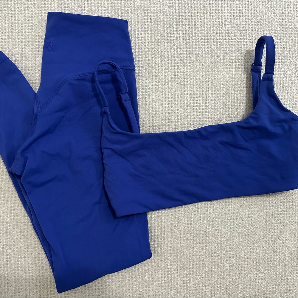 Vitality Cloud II Set in Royal